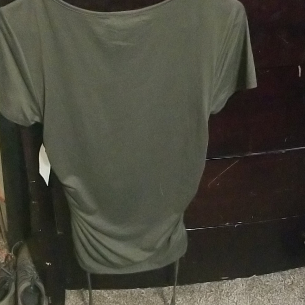 Shirt - Picture 2 of 3